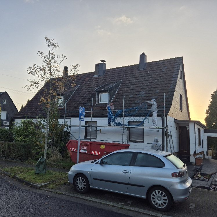 Komplette Dachsanierung mit neuer Dacheindeckung und Spenglerarbeiten in Gelsenkirchen